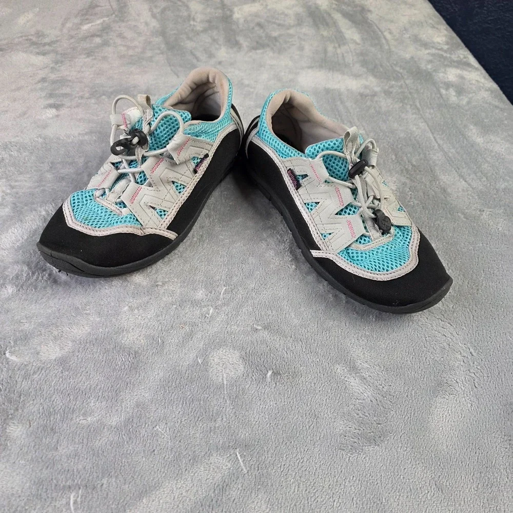 Northside Water Adventure shoes Youth size 5-Blue/Pink